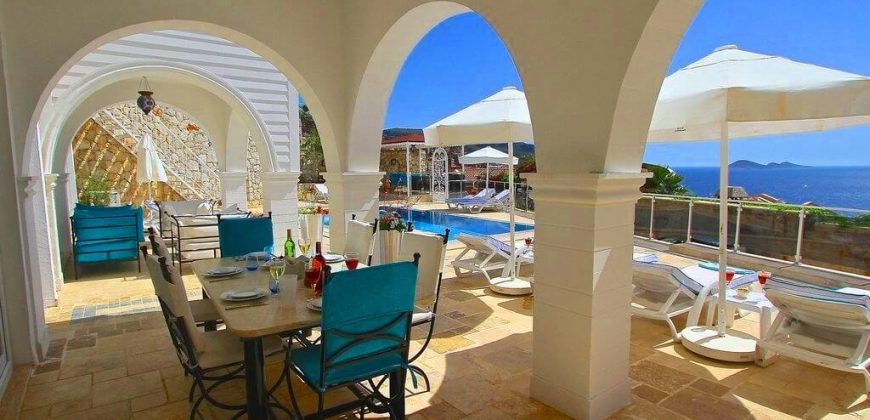 Luxury 5 Bedroom Villa at Fabulous Location Kalkan, Komurluk