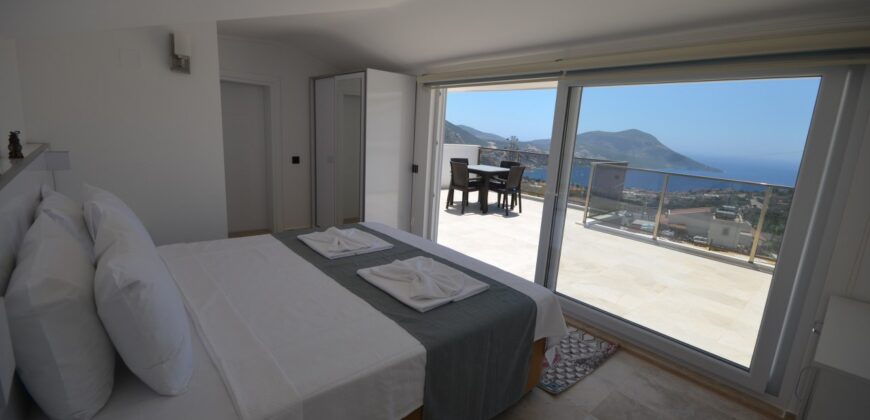 Three Bedroom Villa in Kalkan, Kızıltas