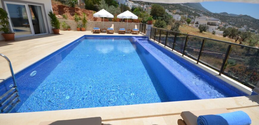 Three Bedroom Villa in Kalkan, Kızıltas