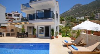 Three Bedroom Villa in Kalkan, Kızıltas