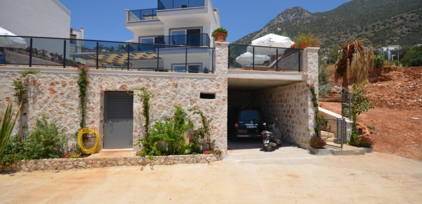 Three Bedroom Villa in Kalkan, Kızıltas