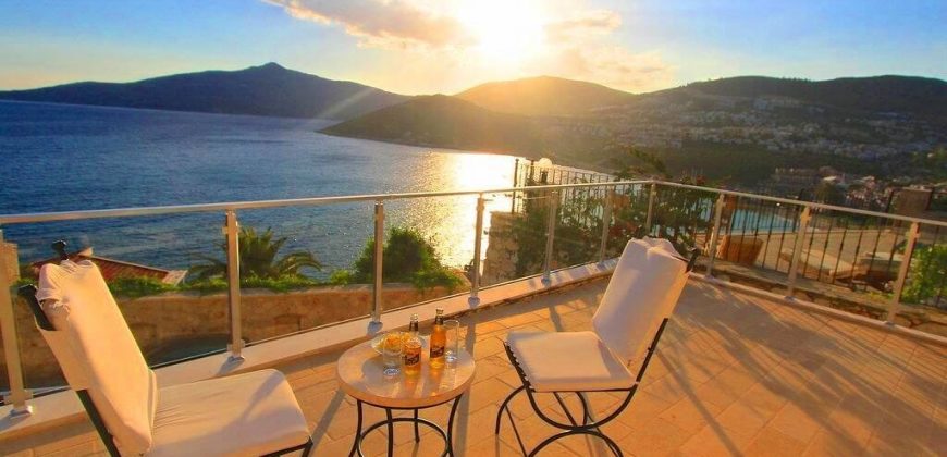 Luxury 5 Bedroom Villa at Fabulous Location Kalkan, Komurluk