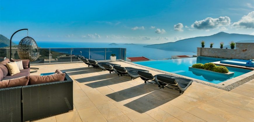 Luxury Five Bedroom Villa in Kalkan, Ortaalan