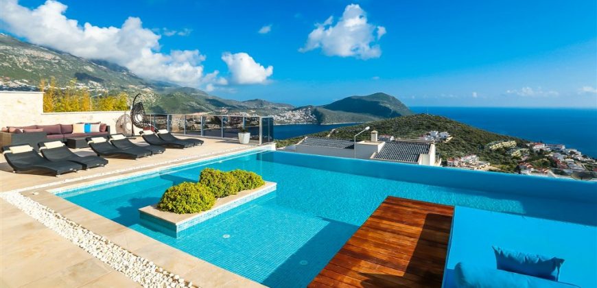 Luxury Five Bedroom Villa in Kalkan, Ortaalan