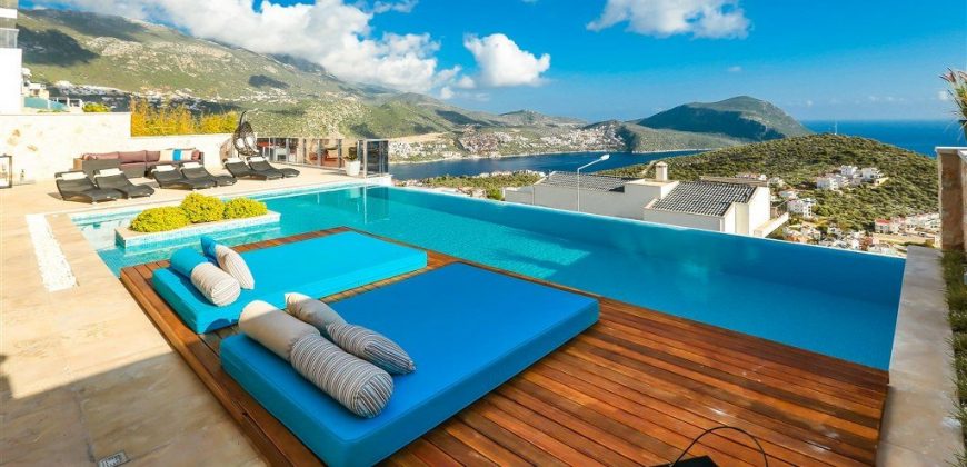 Luxury Five Bedroom Villa in Kalkan, Ortaalan