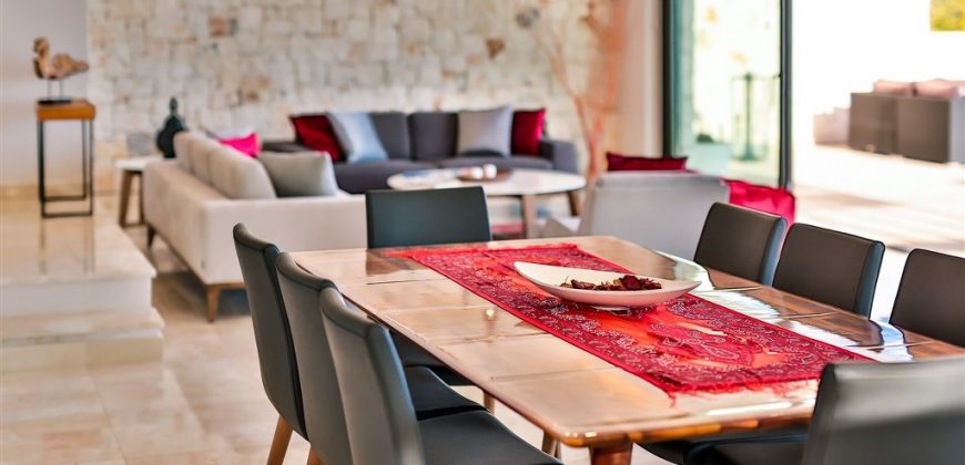 Luxury Five Bedroom Villa in Kalkan, Ortaalan
