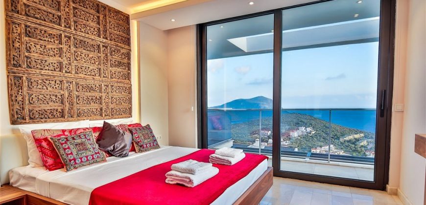 Luxury Five Bedroom Villa in Kalkan, Ortaalan