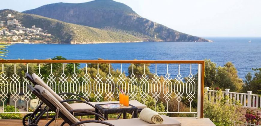 Luxury Four Bedroom Villa in Kalkan