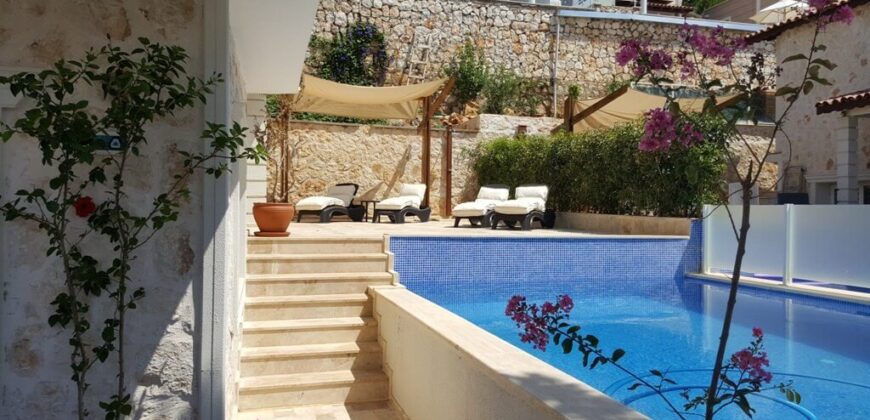 Four Bedroom Villa İn Kalamar Bay , Kalkan