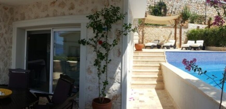 Four Bedroom Villa İn Kalamar Bay , Kalkan