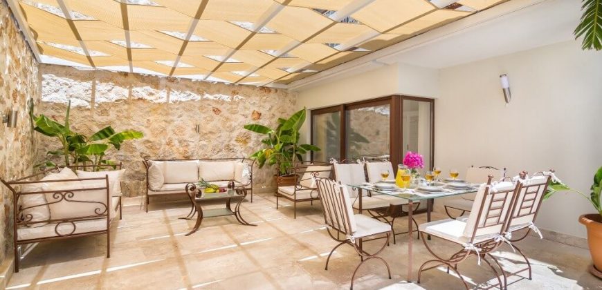 Four Bedroom Apartment For Sale in Kalkan