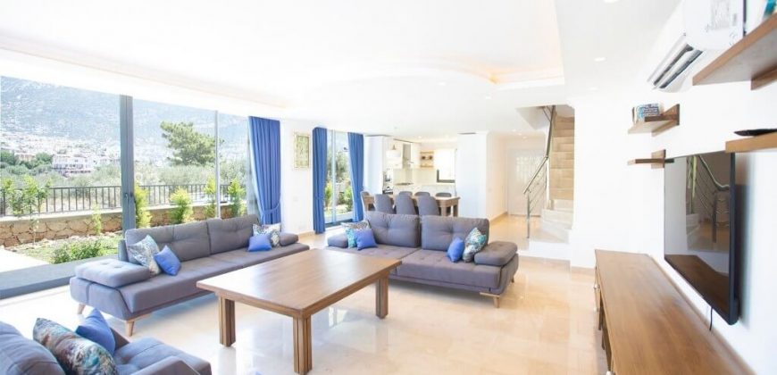 Four Bedroom Villa For Sale in Kalkan Kalamar Area