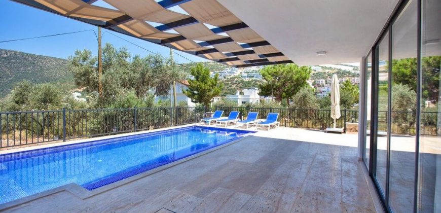 Four Bedroom Villa For Sale in Kalkan Kalamar Area