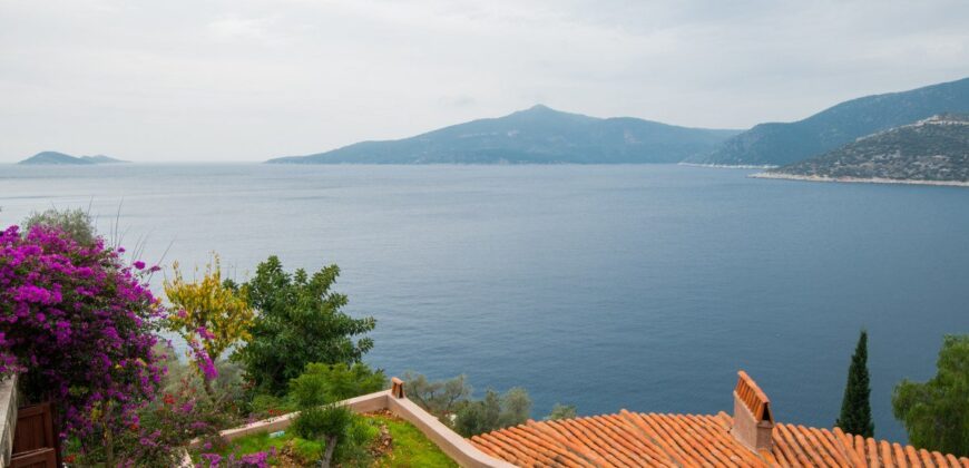 Three Bedroom Luxury Triplex House for sale in Kalkan