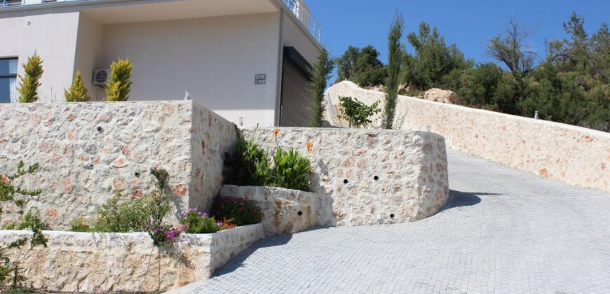 Luxury Seven Bedroom Villa in Kalkan-Sarıbelen for sale