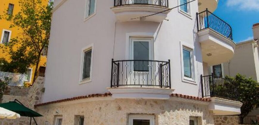 Four Bedroom sea view Villa in Kalkan Center for sale