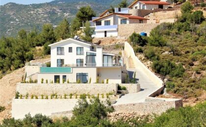 Luxury Seven Bedroom Villa in Kalkan-Sarıbelen for sale