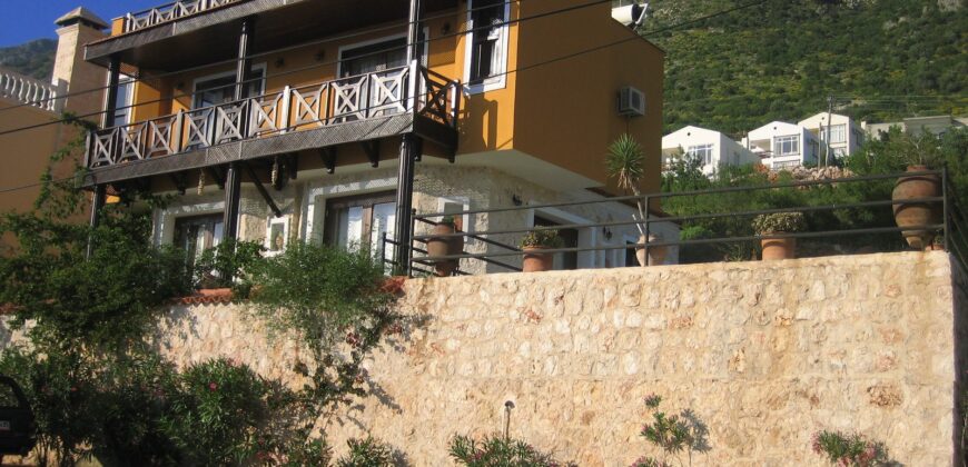 Two Bedroom Villa With Fabolous view in Kalkan-Kördere for sale